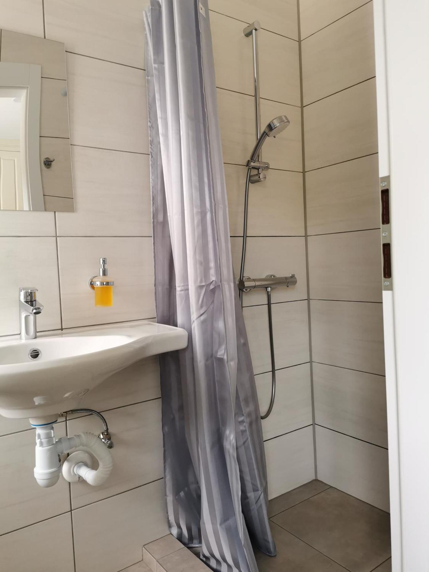 Neringarent Apartamentai Juodkrantė Eksteriør bilde